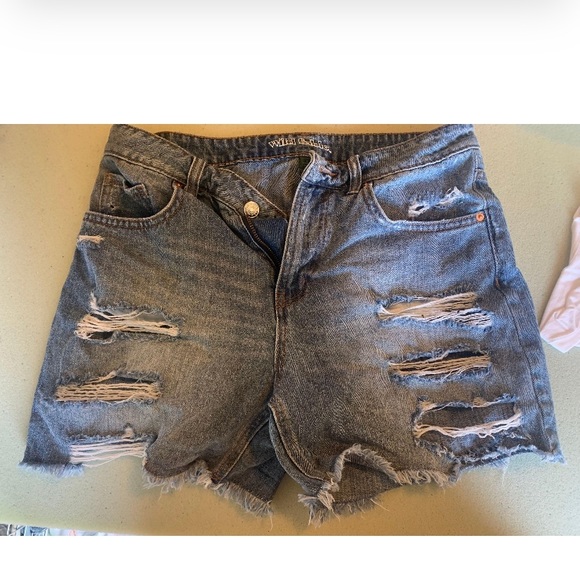 Jean shorts - Picture 3 of 4